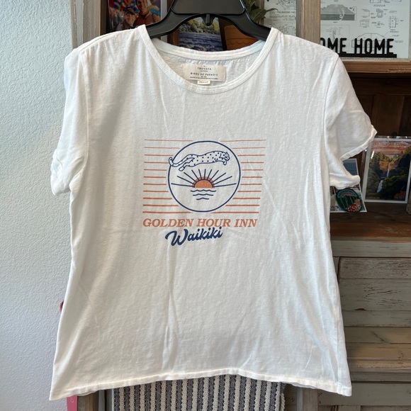 Trovata Tops - by Trovata Birds of Paradis women’s printed shirt size medium